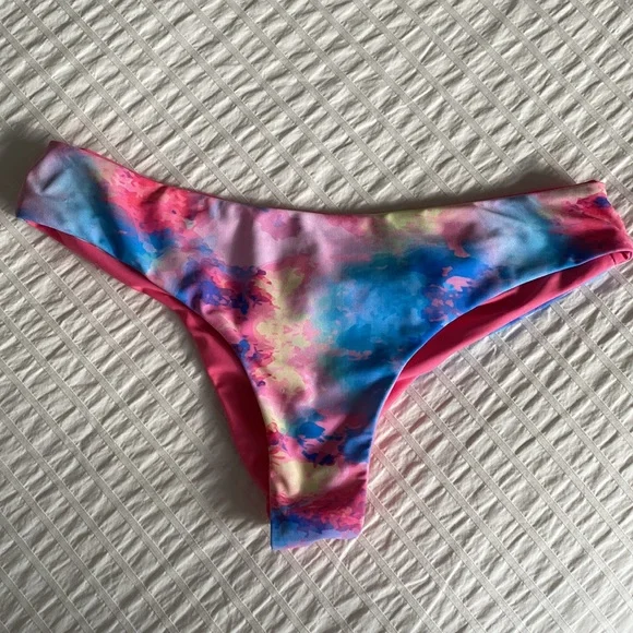 String Bikini set - Picture 5 of 9